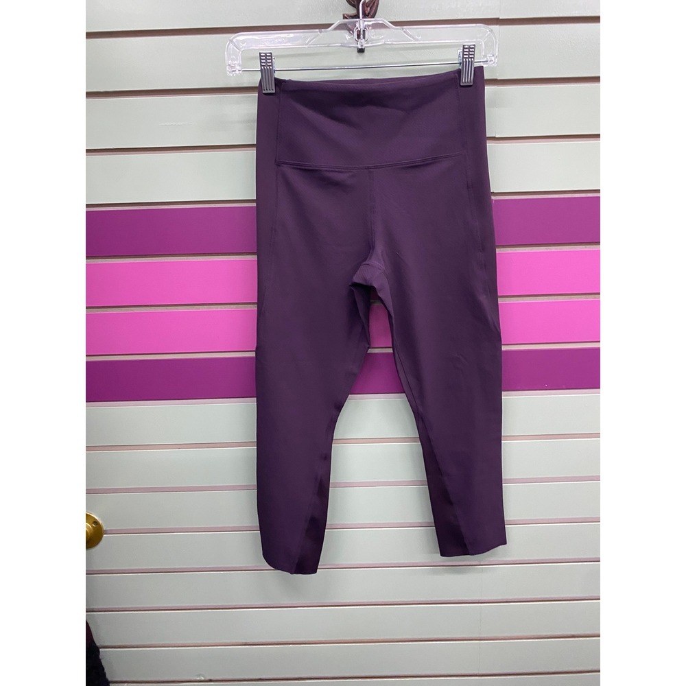 Athleta Ultimate Dobby Mesh Capri Leggings Plum Purple XXS High Rise Athletic